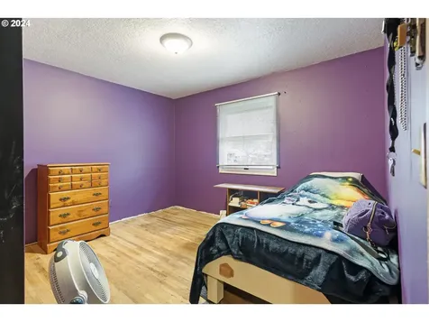 15612 SE Harrison Street Portland OR 97233