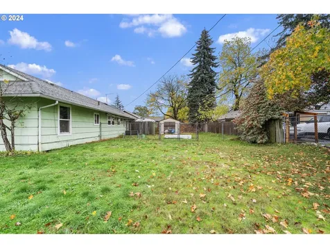 15612 SE Harrison Street Portland OR 97233