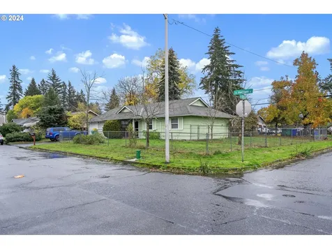 15612 SE Harrison Street Portland OR 97233