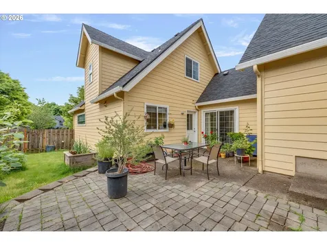 1225 E Foothills Drive Newberg OR 97132