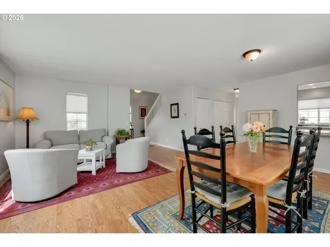 1225 E Foothills Drive Newberg OR 97132