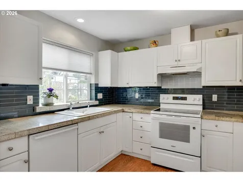 1225 E Foothills Drive Newberg OR 97132