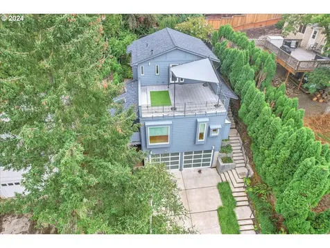 6318 Sw 32nd Avenue Portland OR 97239