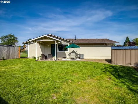 709 N Holly Drive Newberg OR 97132