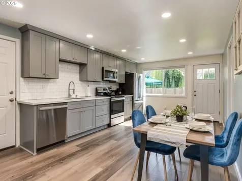 709 N Holly Drive Newberg OR 97132