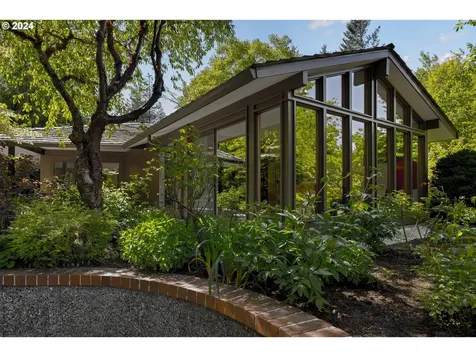 4520 Sw Humphrey Court Portland OR 97221