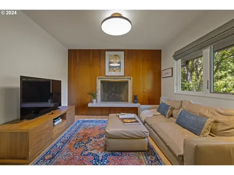 4520 Sw Humphrey Court Portland OR 97221