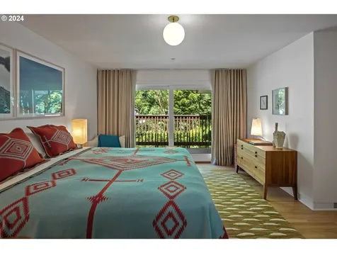 4520 Sw Humphrey Court Portland OR 97221