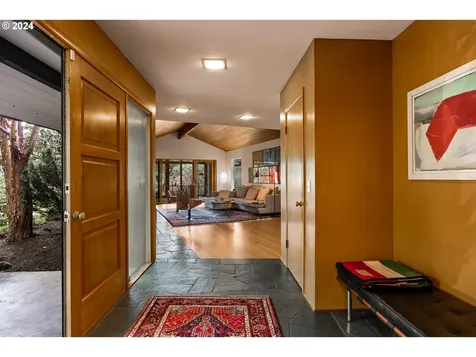 4520 Sw Humphrey Court Portland OR 97221