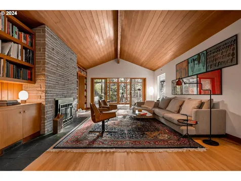 4520 Sw Humphrey Court Portland OR 97221