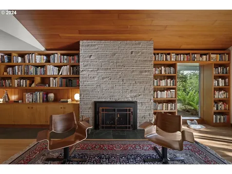 4520 Sw Humphrey Court Portland OR 97221