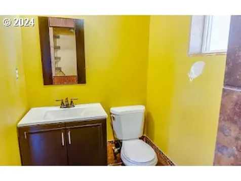 425 River Avenue Eugene OR 97404