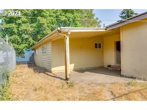 425 River Avenue Eugene OR 97404