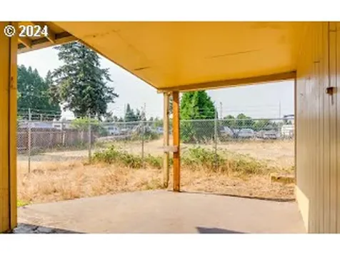 425 River Avenue Eugene OR 97404