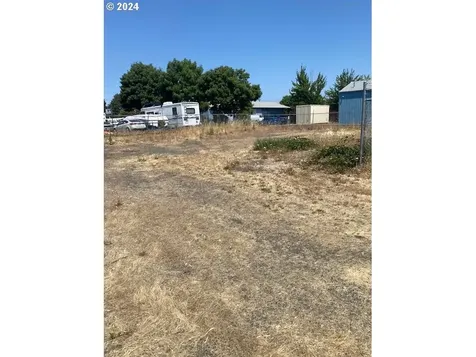 425 River Avenue Eugene OR 97404