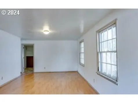 425 River Avenue Eugene OR 97404