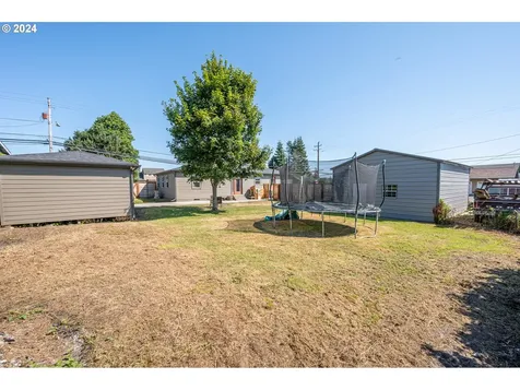2209 Virginia Avenue North Bend OR 97459