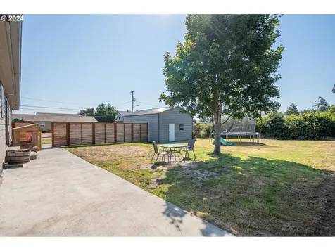 2209 Virginia Avenue North Bend OR 97459