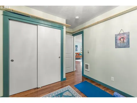 151 Elkay Drive Eugene OR 97404