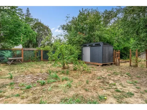 151 Elkay Drive Eugene OR 97404
