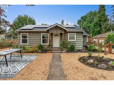 151 Elkay Drive Eugene OR 97404