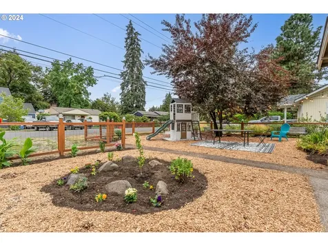 151 Elkay Drive Eugene OR 97404