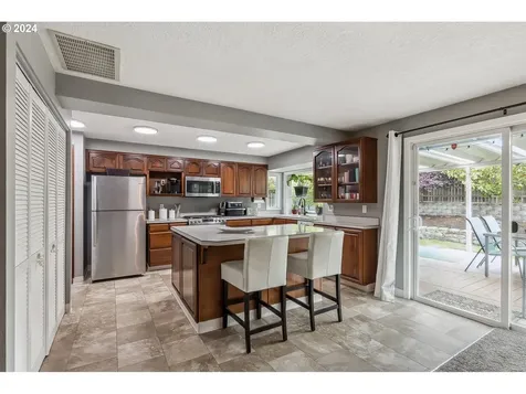 17015 Sw Baker Street Beaverton OR 97007