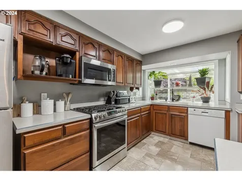 17015 Sw Baker Street Beaverton OR 97007