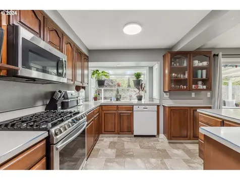 17015 Sw Baker Street Beaverton OR 97007