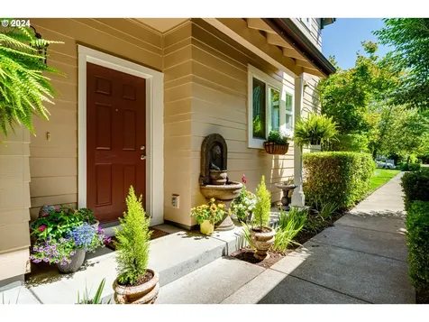 1688 Riley Lane Eugene OR 97402