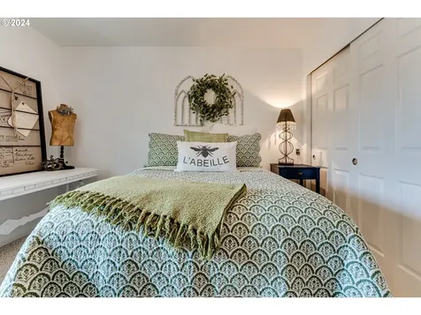 1688 Riley Lane Eugene OR 97402