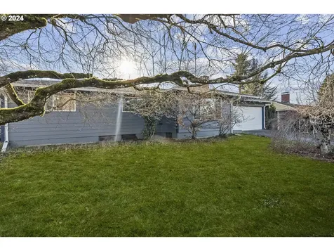 17740 SE Haig Drive Portland OR 97236