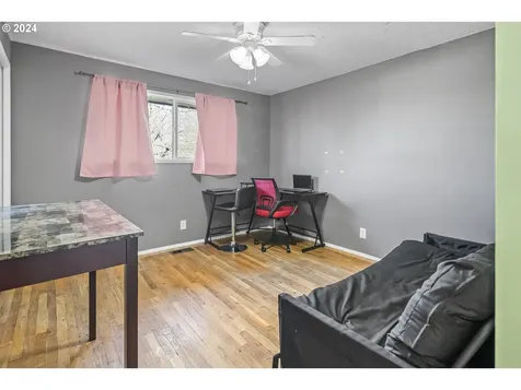 17740 SE Haig Drive Portland OR 97236