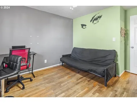 17740 SE Haig Drive Portland OR 97236