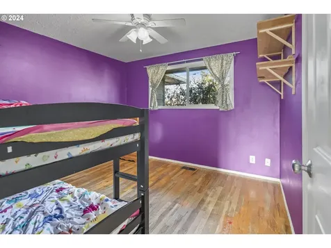 17740 SE Haig Drive Portland OR 97236