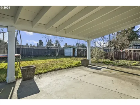 17740 SE Haig Drive Portland OR 97236