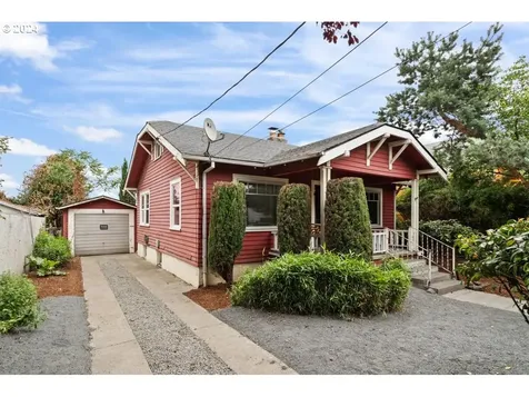 915 N Holland Street Portland OR 97217