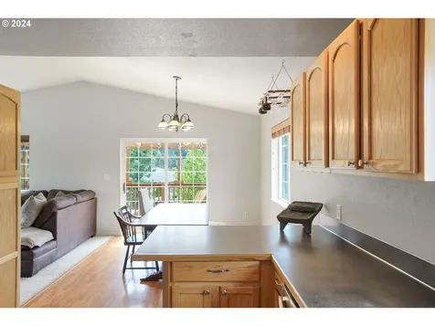 196 Topaz Street Philomath OR 97370
