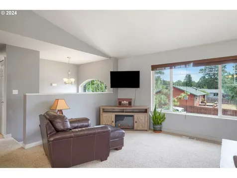 196 Topaz Street Philomath OR 97370