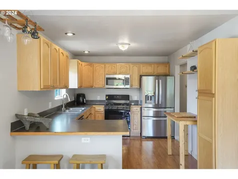 196 Topaz Street Philomath OR 97370