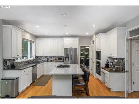 28576 Sw Cascade Loop Wilsonville OR 97070
