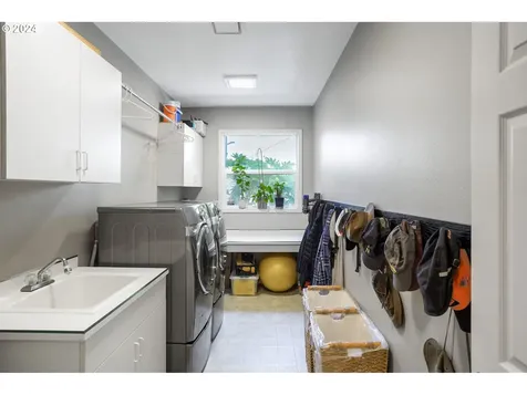 28576 Sw Cascade Loop Wilsonville OR 97070