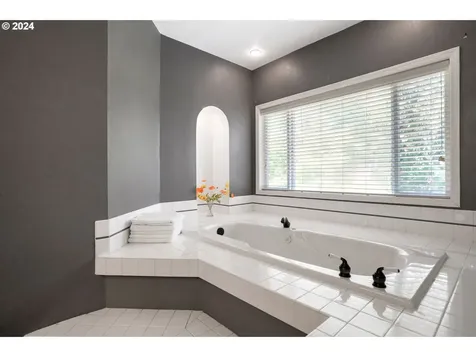 28576 Sw Cascade Loop Wilsonville OR 97070