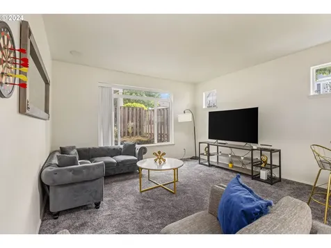 20498 SW Chandelle Court Beaverton OR 97078