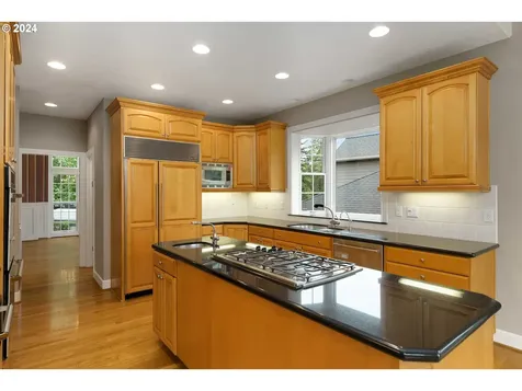 8012 Se 144th Drive Portland OR 97236