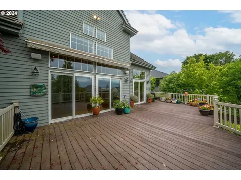 8012 Se 144th Drive Portland OR 97236