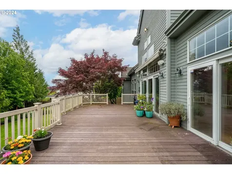 8012 Se 144th Drive Portland OR 97236