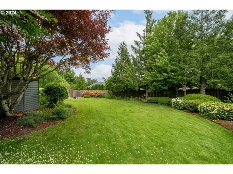 8012 Se 144th Drive Portland OR 97236