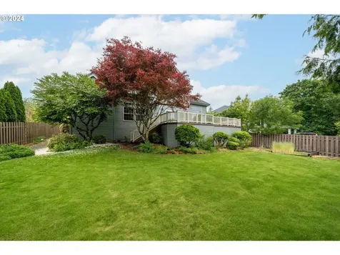 8012 Se 144th Drive Portland OR 97236