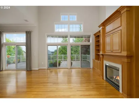 8012 Se 144th Drive Portland OR 97236